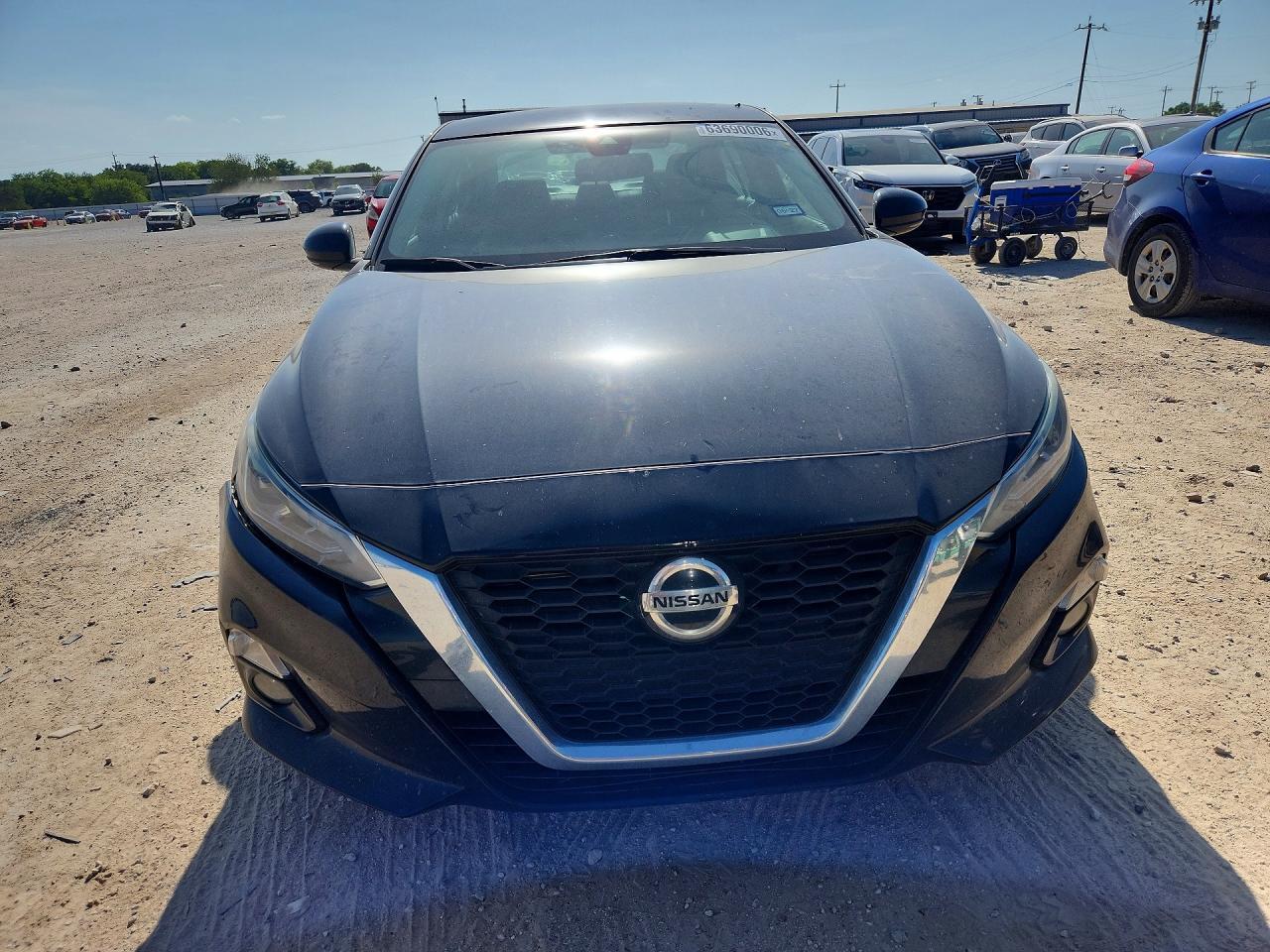 2020 Nissan Altima Sl - zdjęcie 5