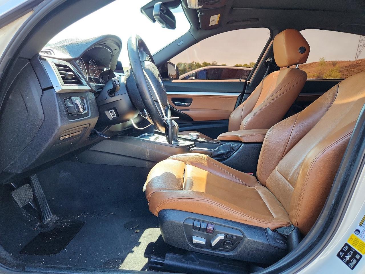 2017 BMW 330 Xigt - zdjęcie 7