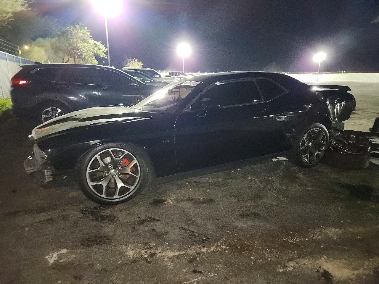 2015 Dodge Challenger Sxt - zdjęcie główne