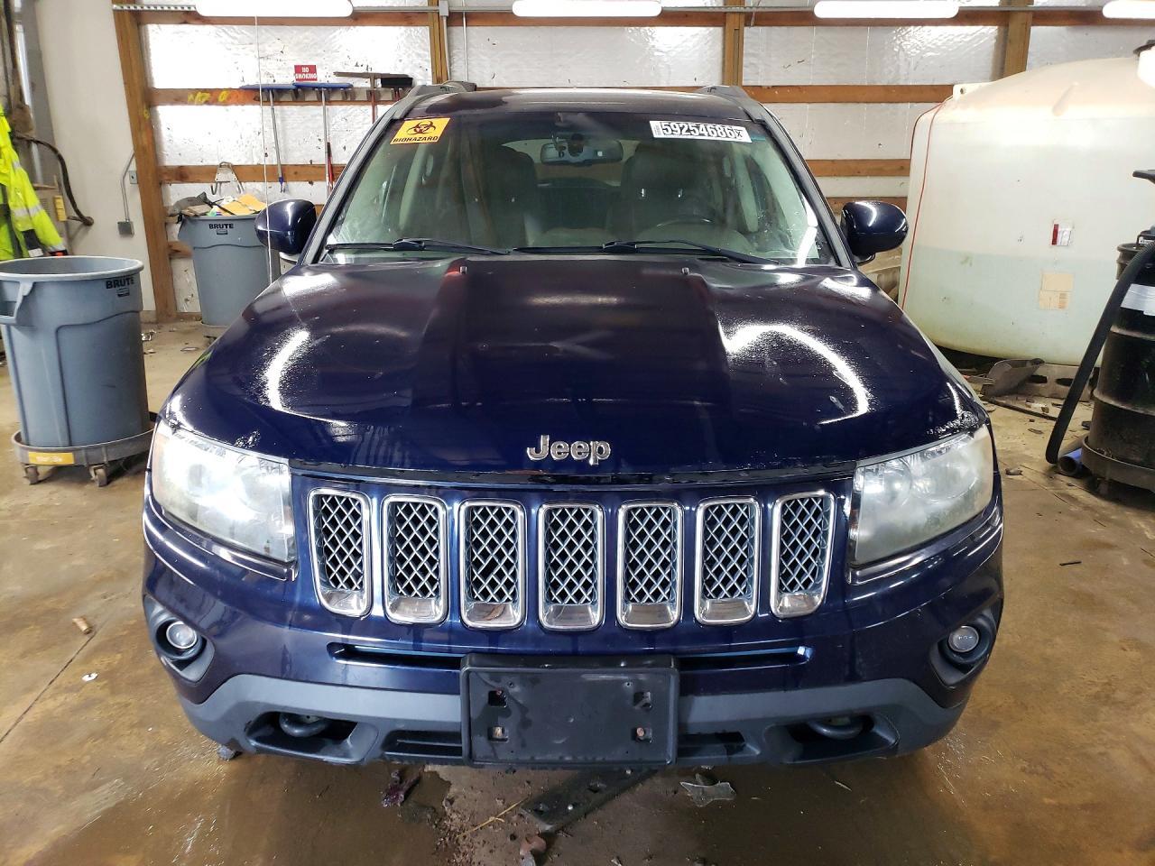 2014 Jeep Compass Latitude - zdjęcie 5