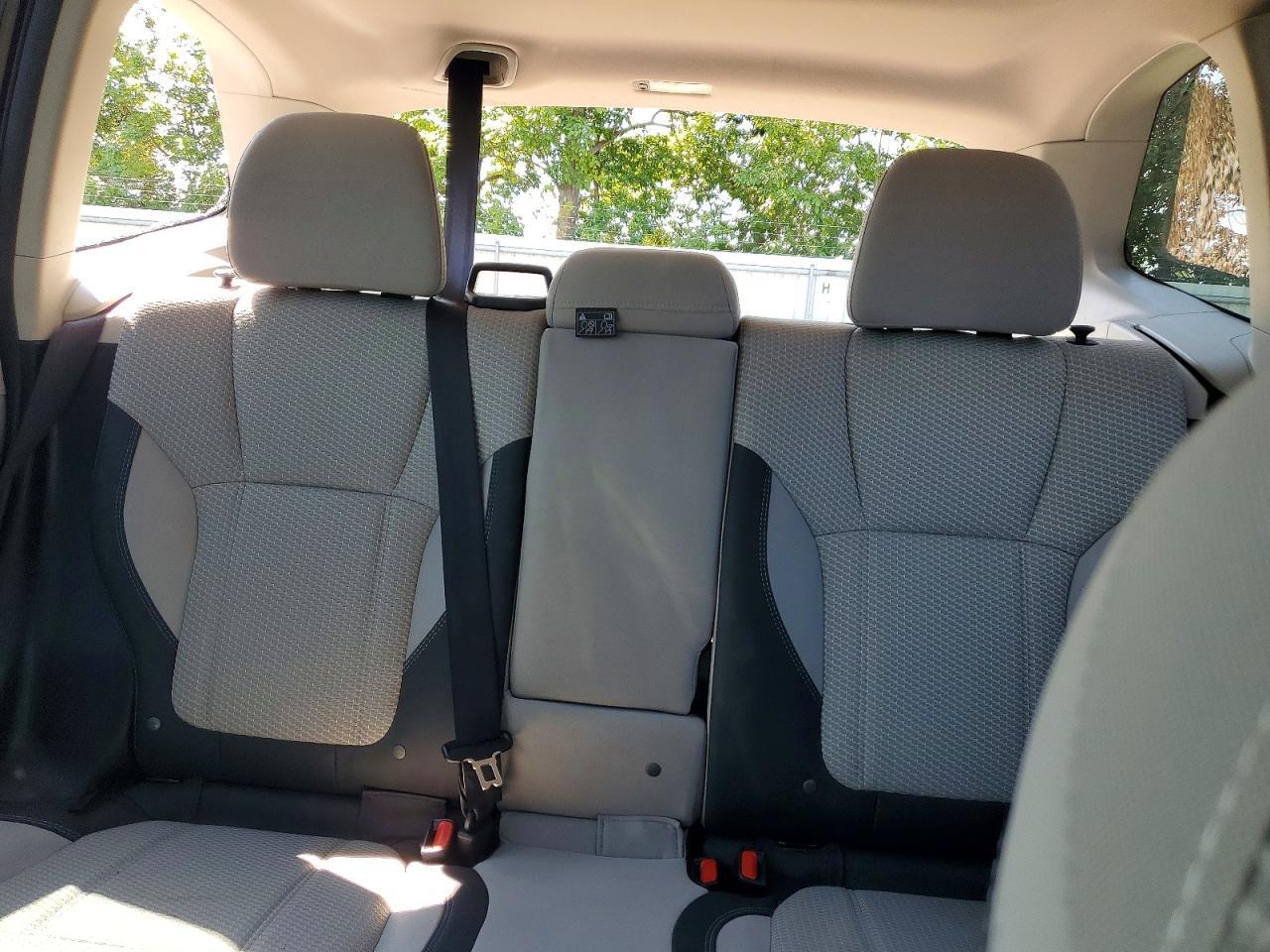 2021 Subaru Forester Premium - zdjęcie 10