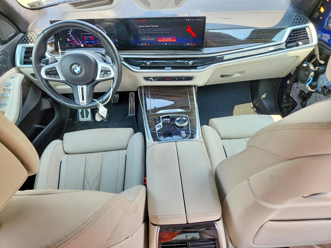 2025 BMW X7 M60I - zdjęcie 8