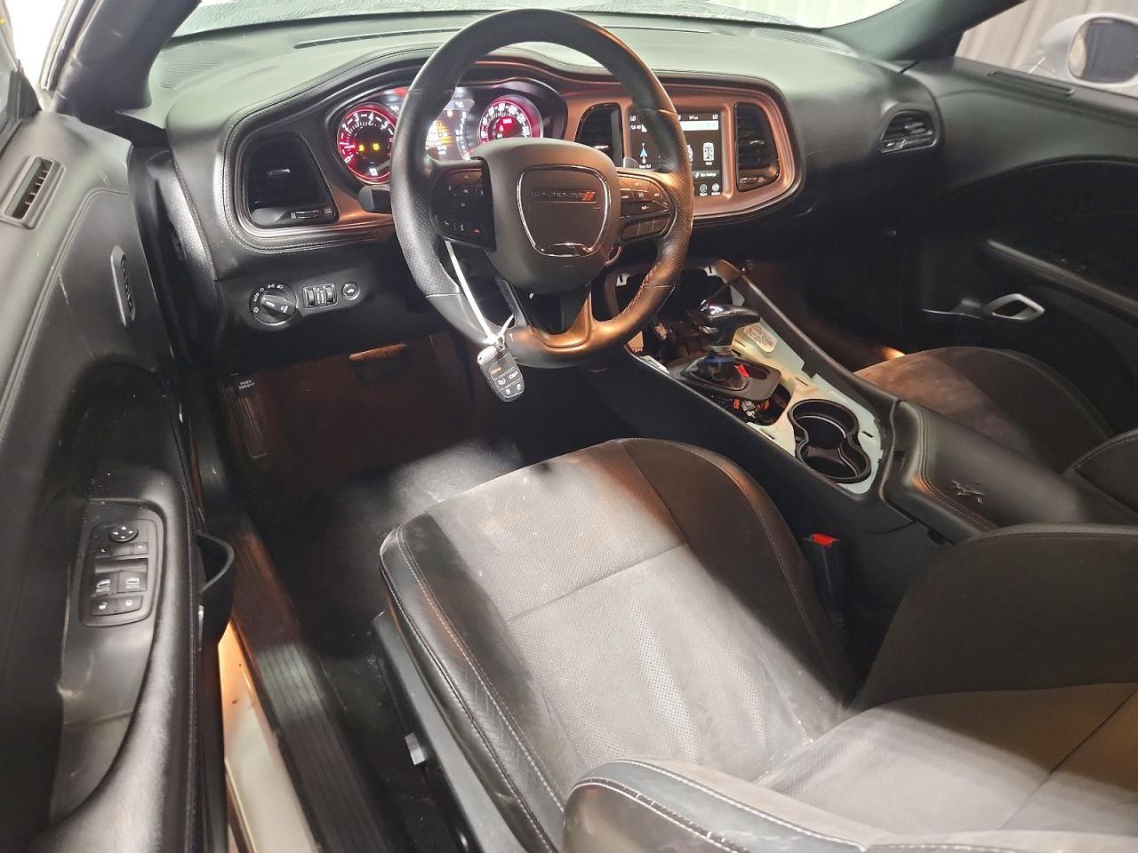 2023 Dodge Challenger R/T - zdjęcie 8