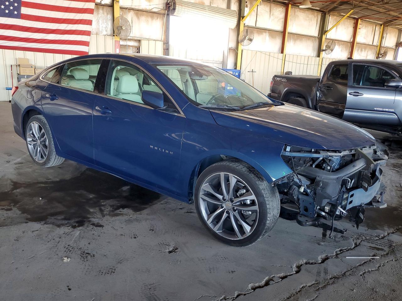 2024 Chevrolet Malibu Premier - zdjęcie 4