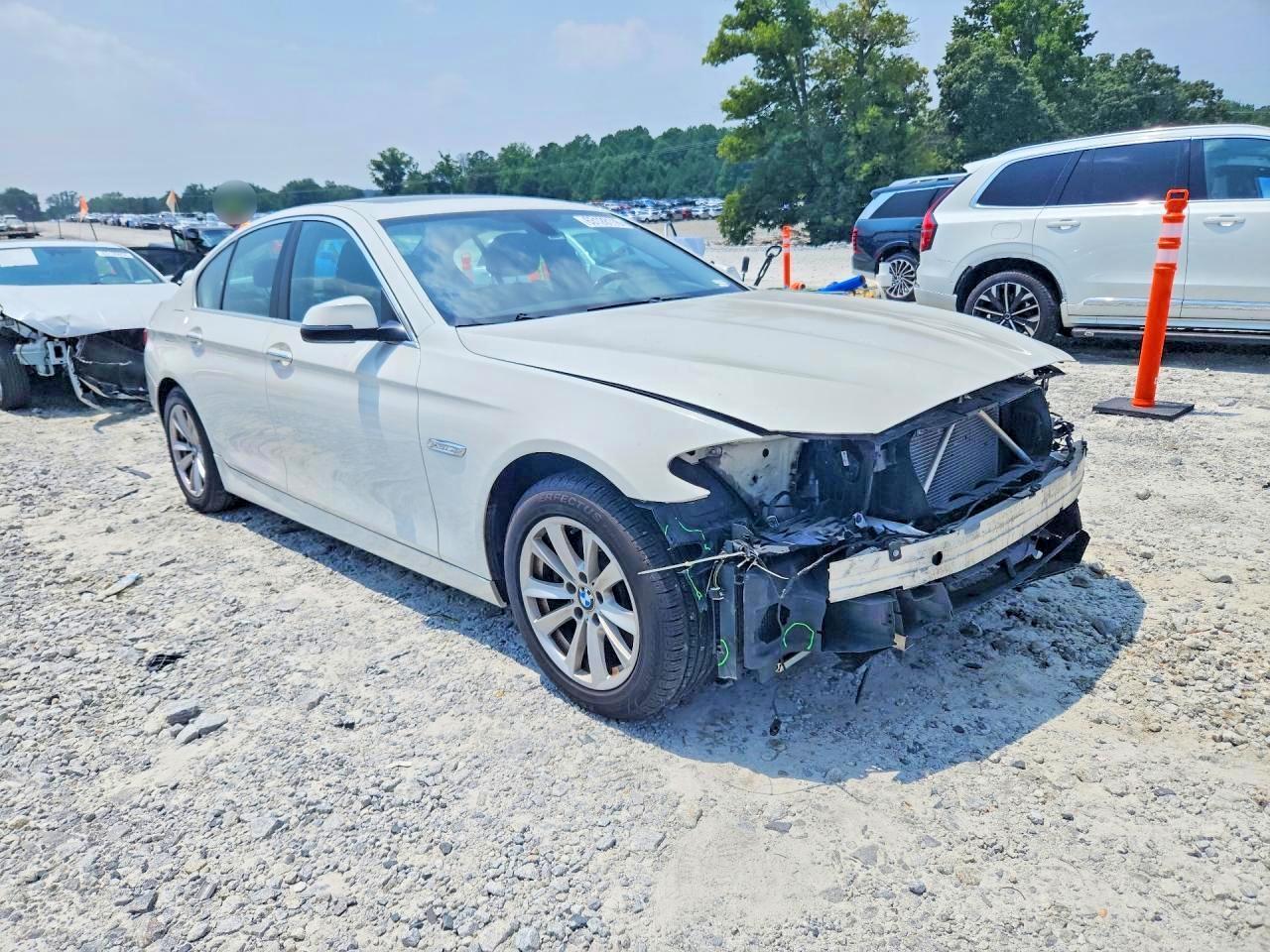 2015 BMW Seria 5 528i - zdjęcie 4