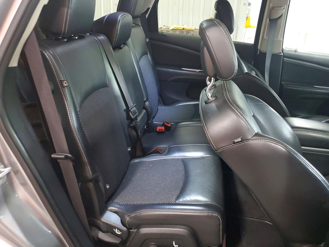 2018 Dodge Journey Crossroad - zdjęcie 10