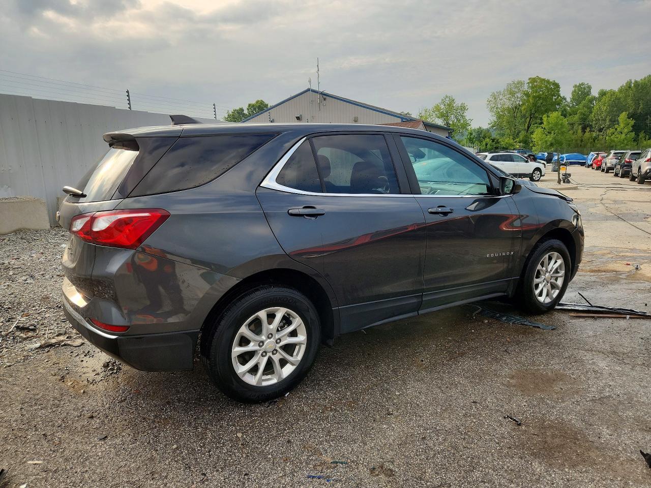2021 Chevrolet Equinox Lt - zdjęcie 3