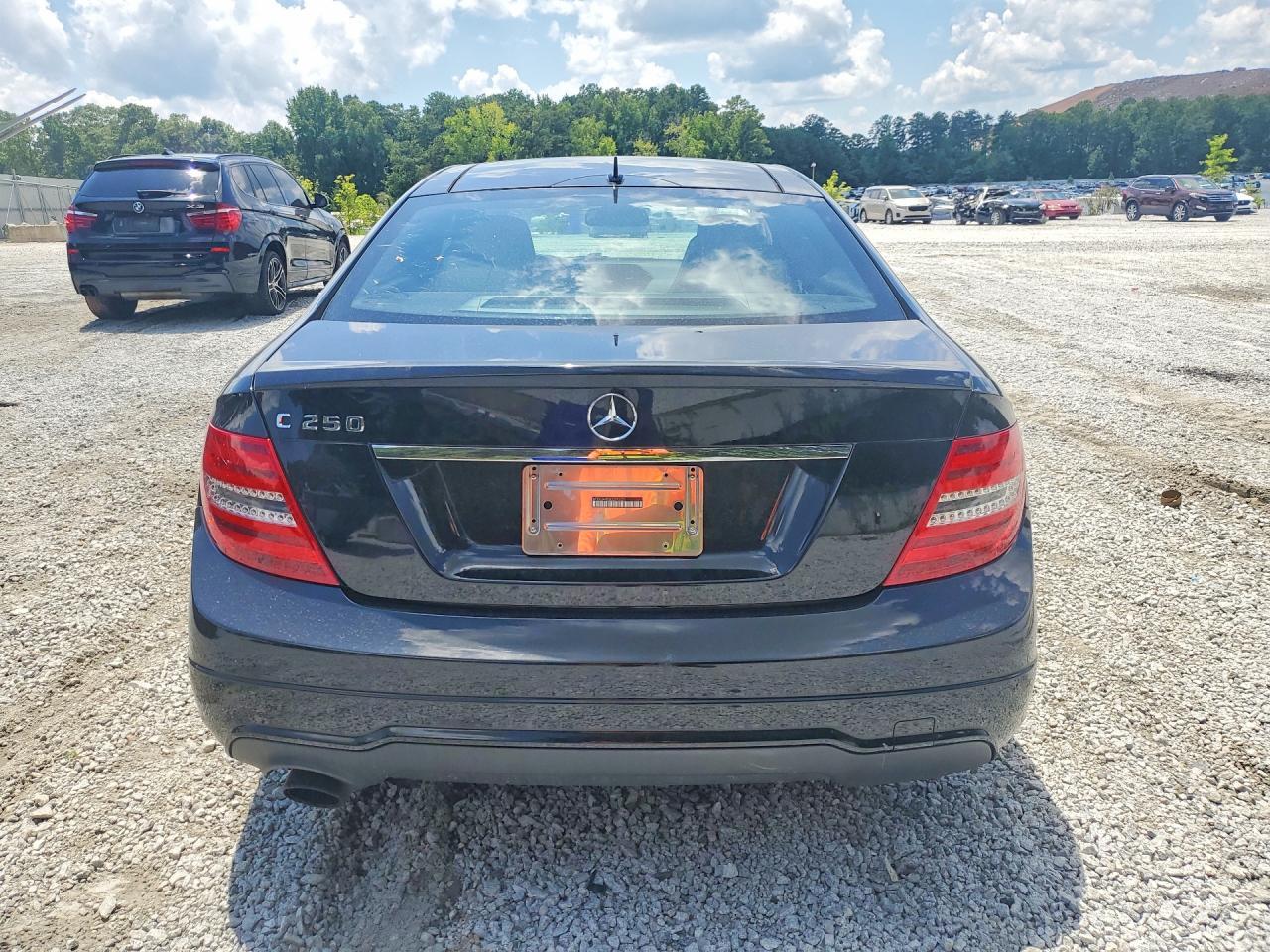 2014 Mercedes-Benz C 250 - zdjęcie 6