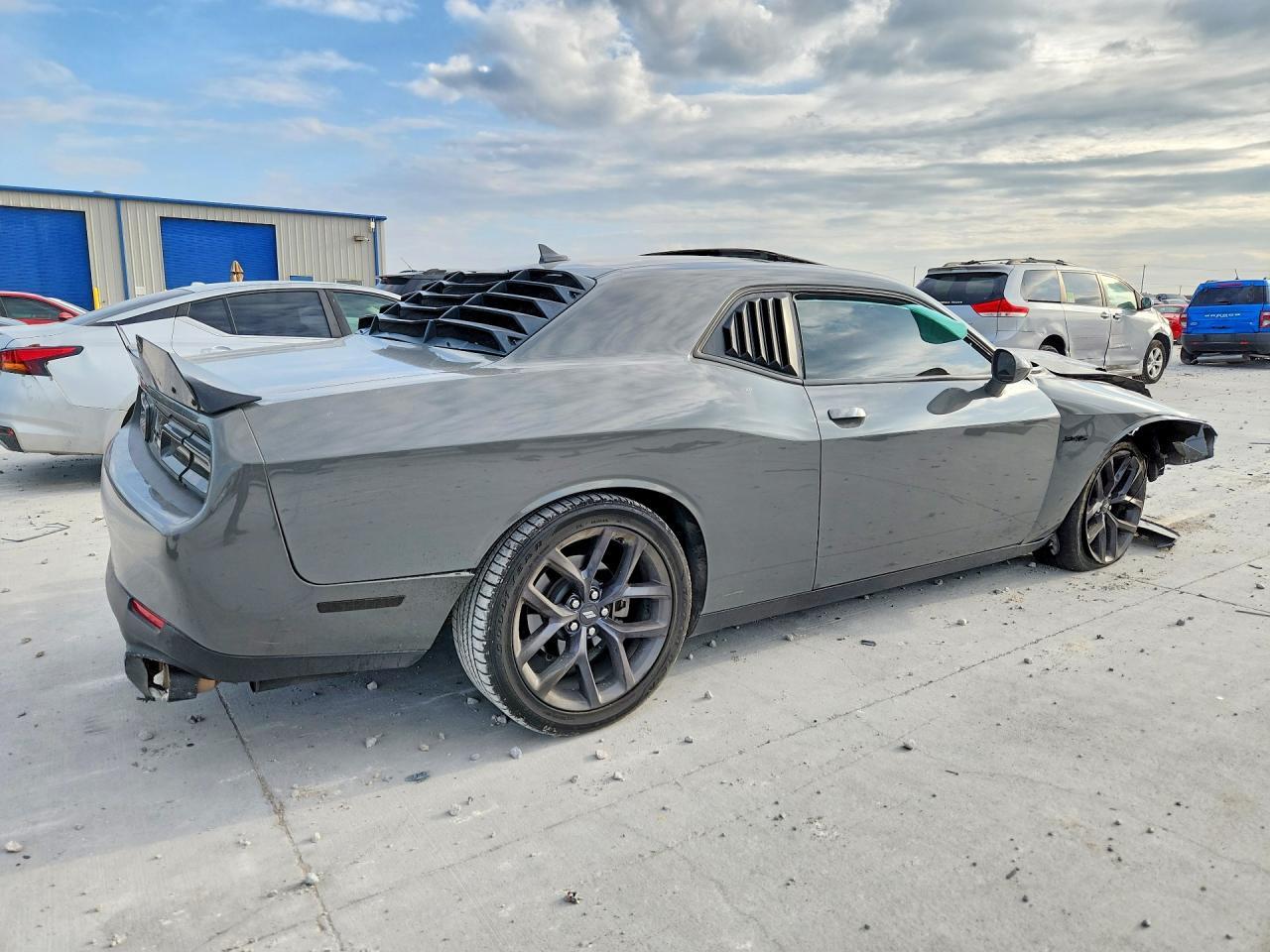 2023 Dodge Challenger R/T - zdjęcie 3