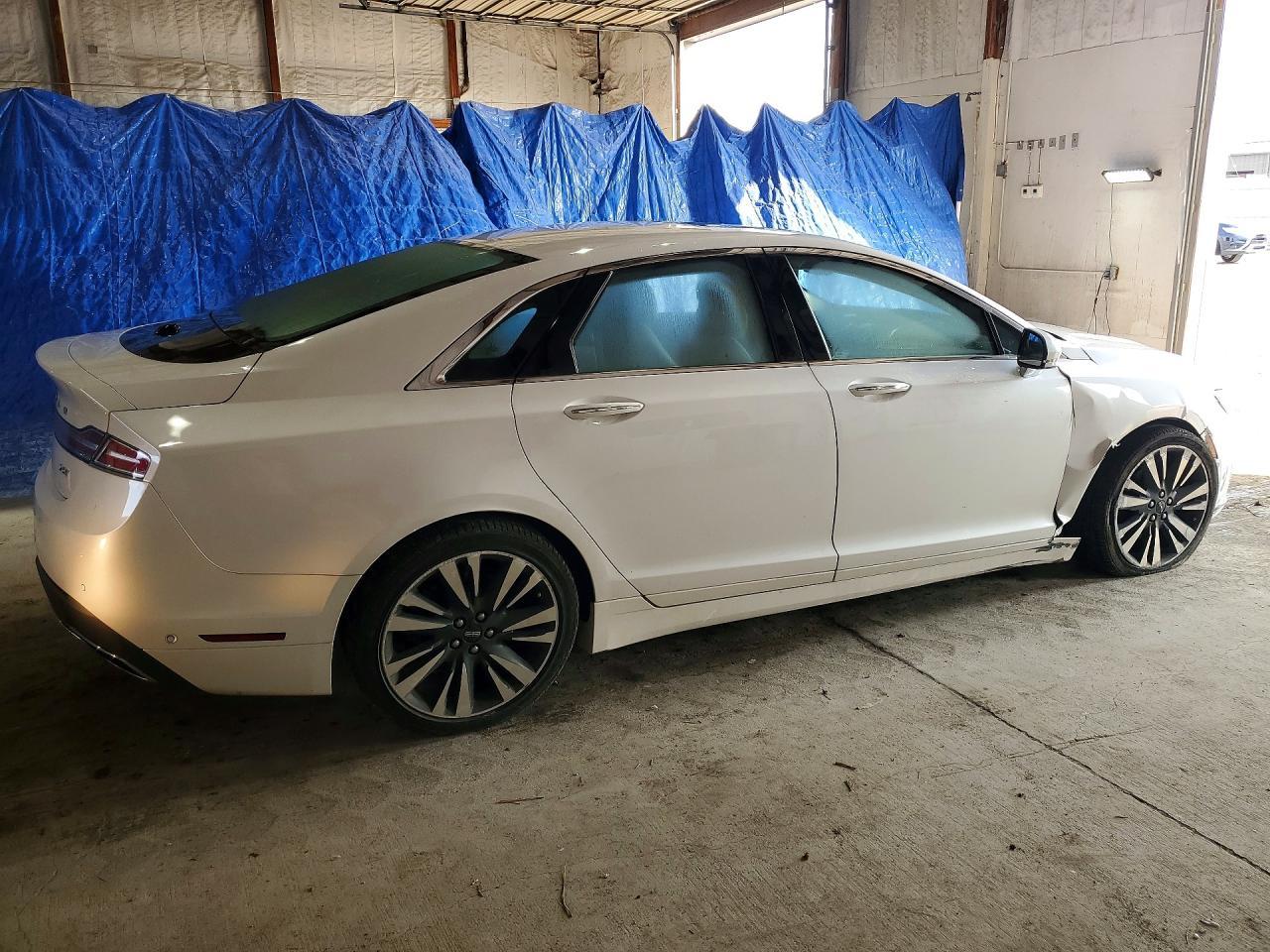 2017 Lincoln Mkz Reserve - zdjęcie 3