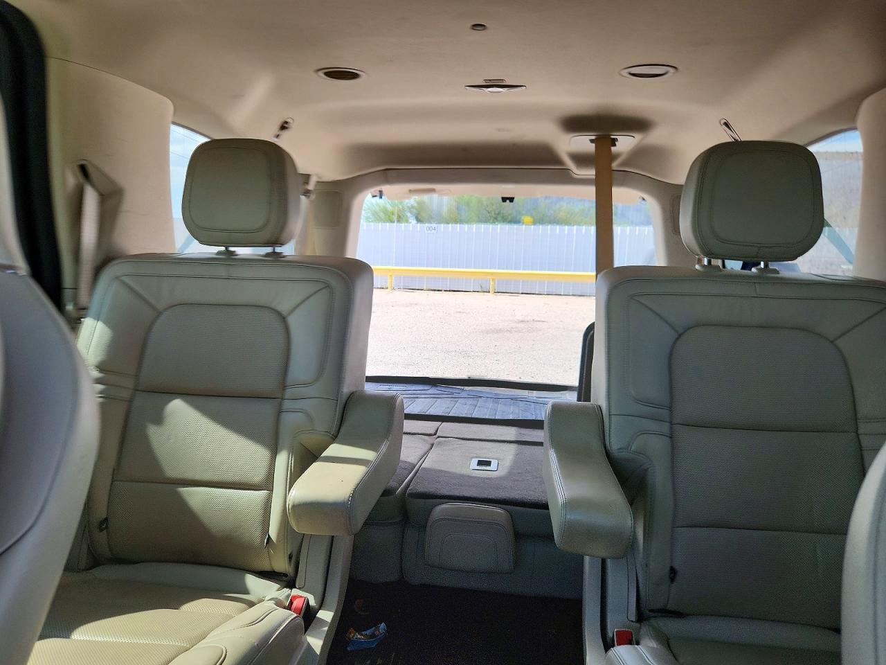 2018 Lincoln Navigator L Reserve - zdjęcie 10