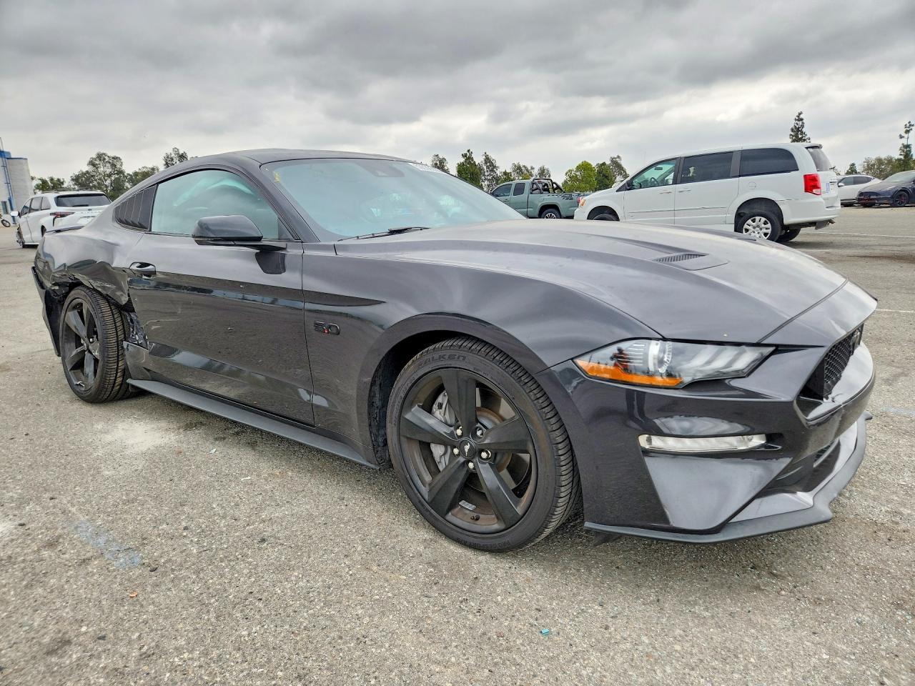 2023 Ford Mustang Gt - zdjęcie 4