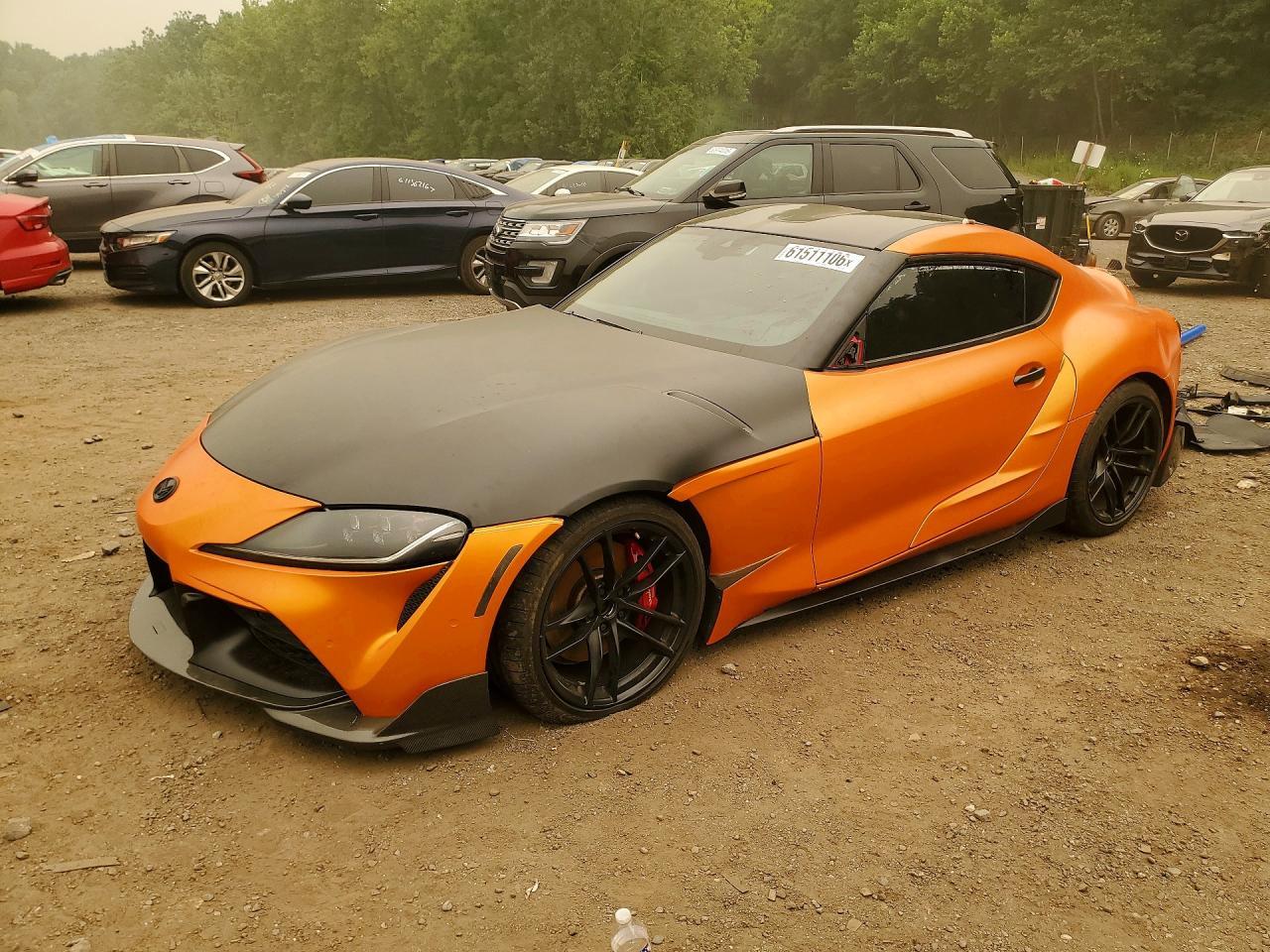 2022 Toyt Supra Base - zdjęcie główne