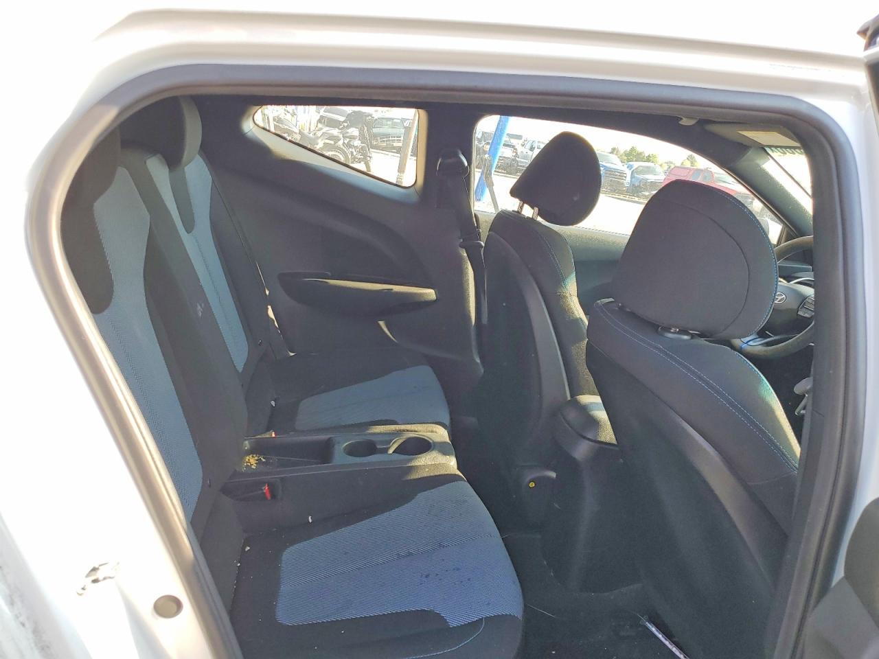 2019 Hyundai Veloster 2.0L - zdjęcie 10