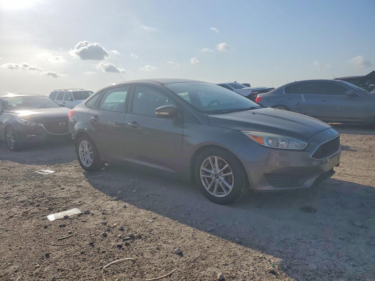 2016 Ford Focus Se - zdjęcie 4