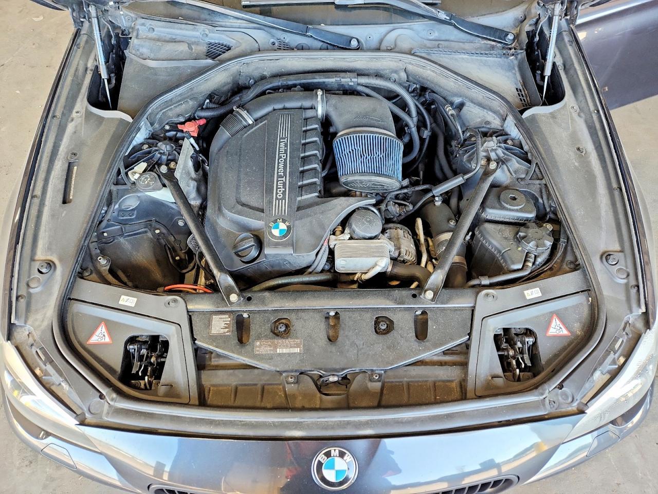 2014 BMW Seria 5 535i - zdjęcie 11