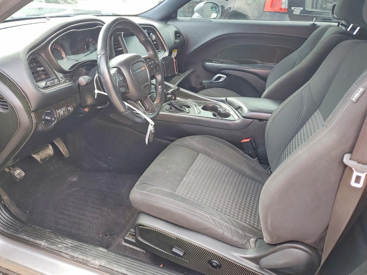 2016 Dodge Challenger R/T - zdjęcie 7