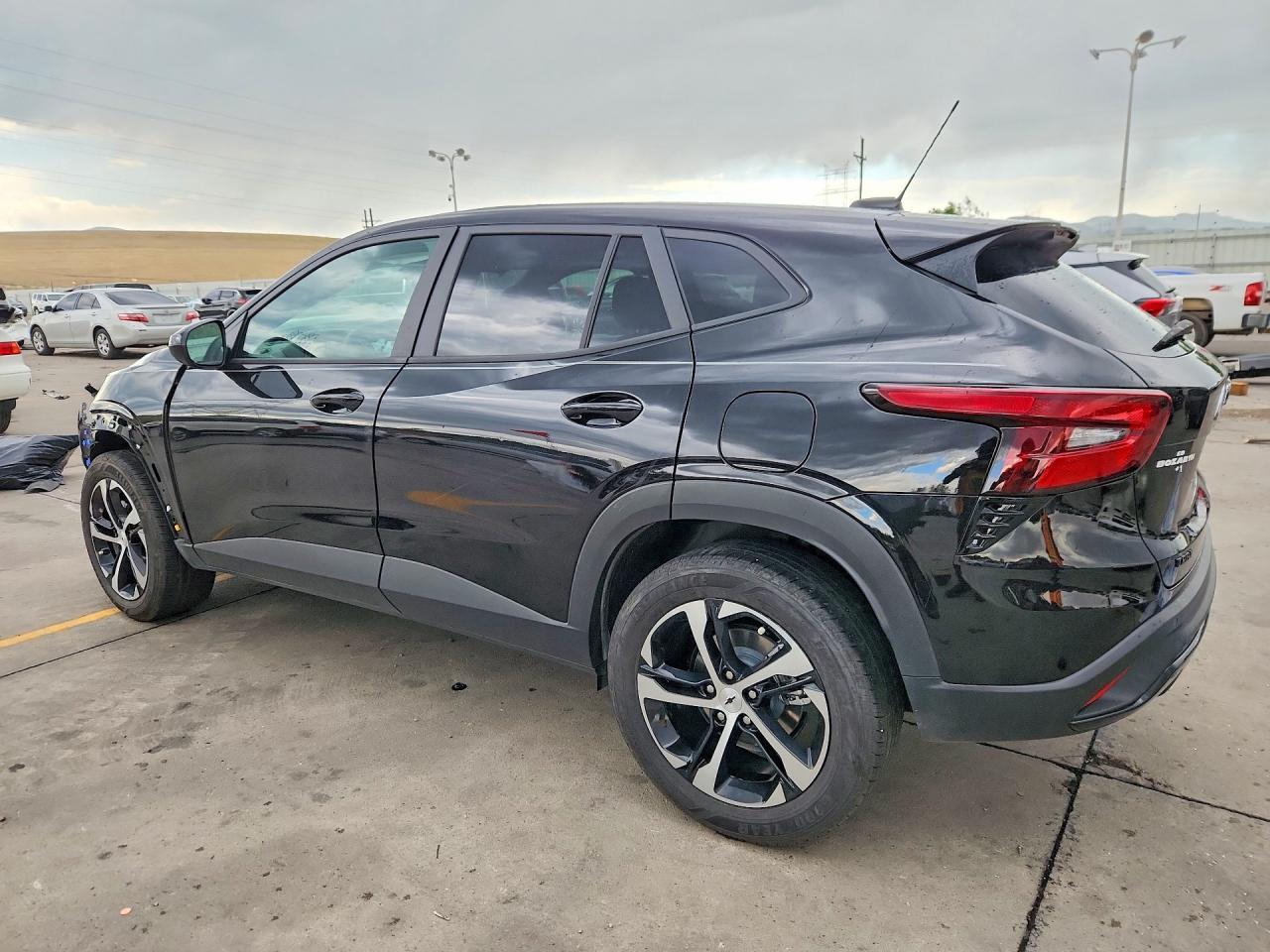 2025 Chevrolet Trax 1Rs - zdjęcie 2