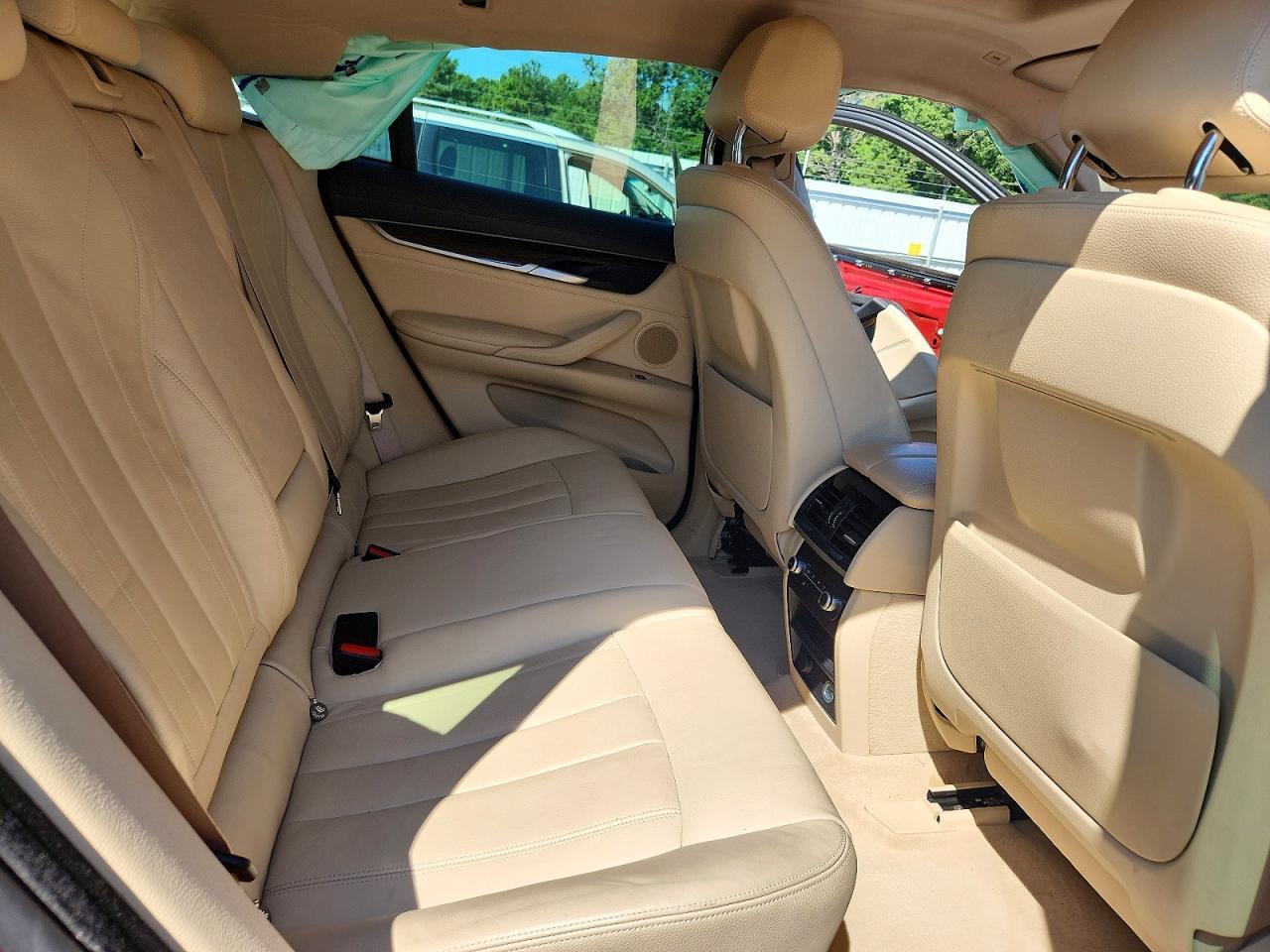 2015 BMW X6 xDrive35I - zdjęcie 11