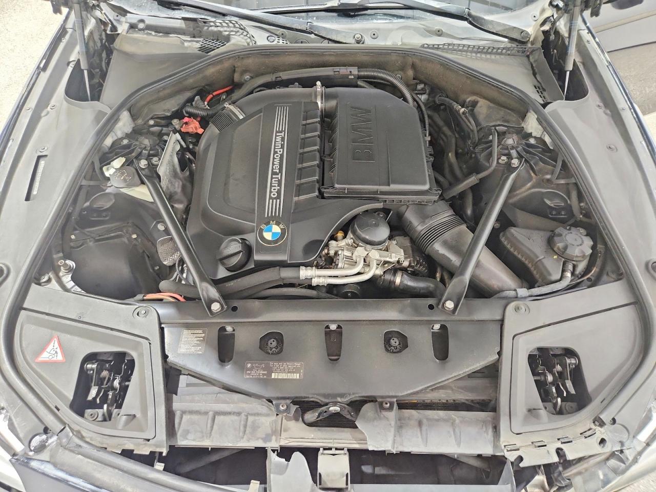 2014 BMW 535 I - zdjęcie 11