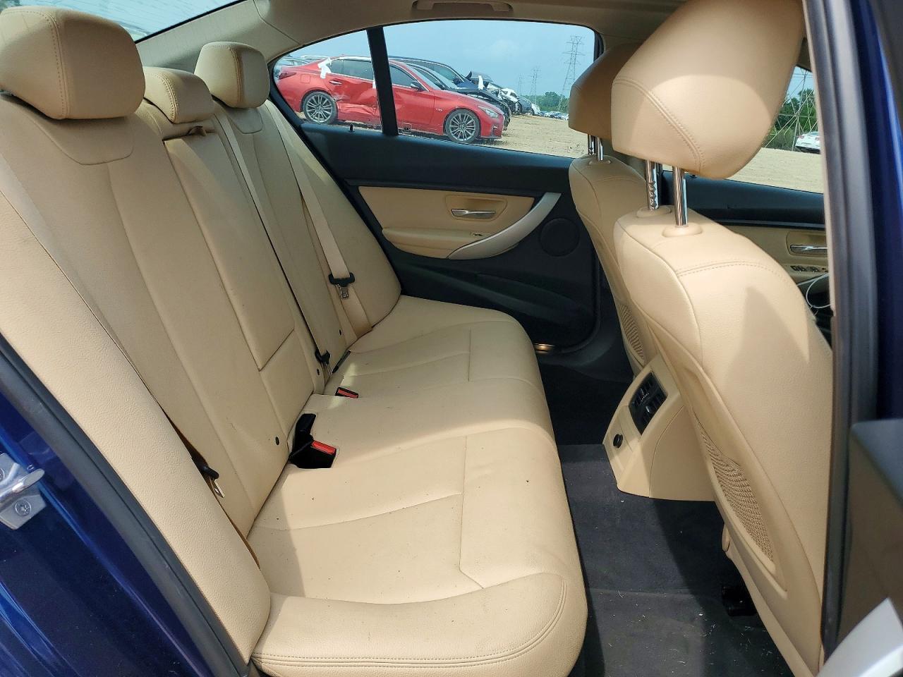 2018 BMW 320 I - zdjęcie 10