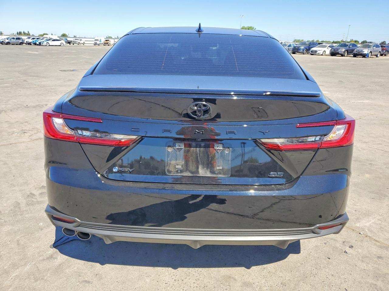 2026 Toyota Camry Se - zdjęcie 6