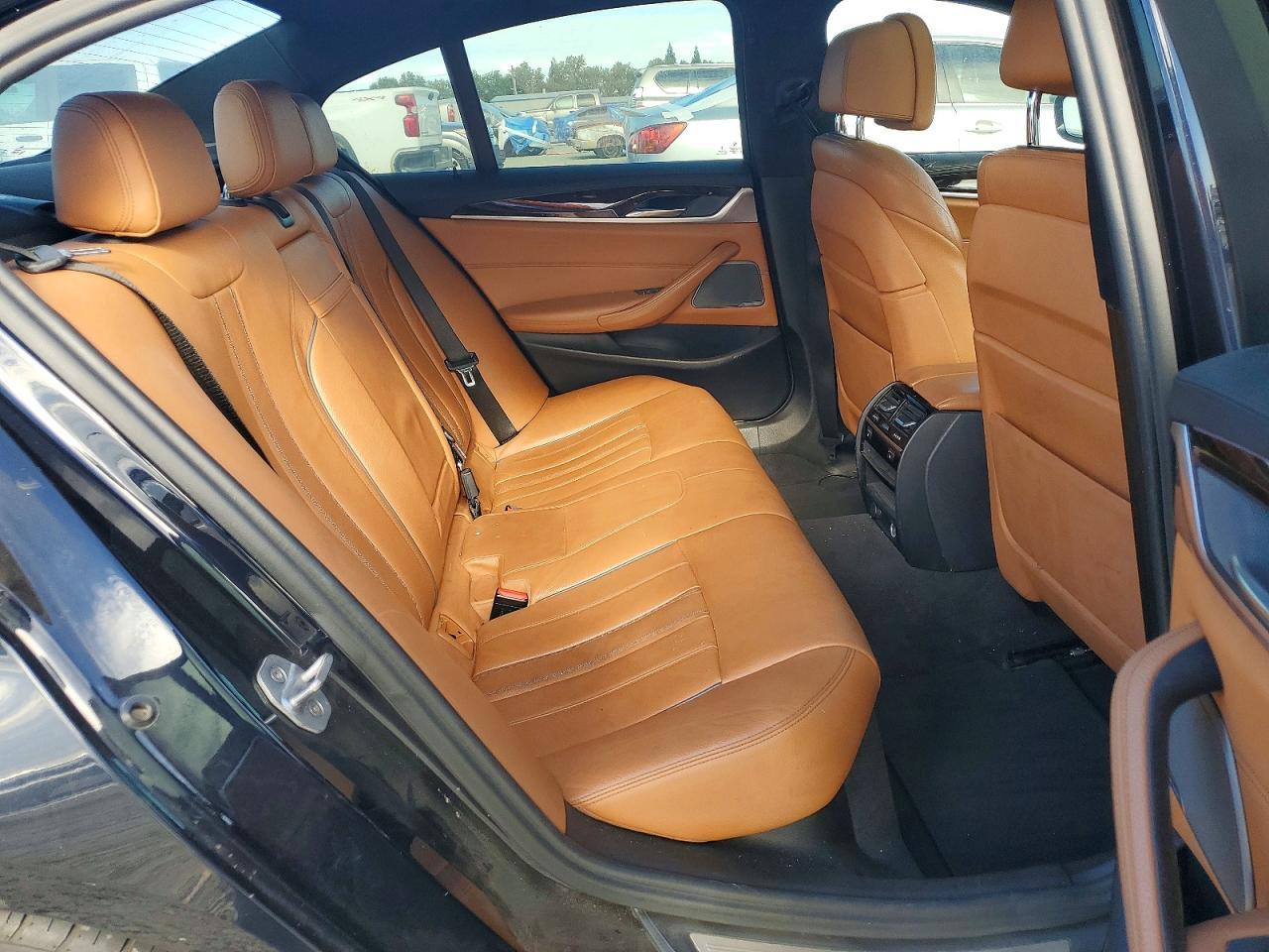 2017 BMW 540 I - zdjęcie 10