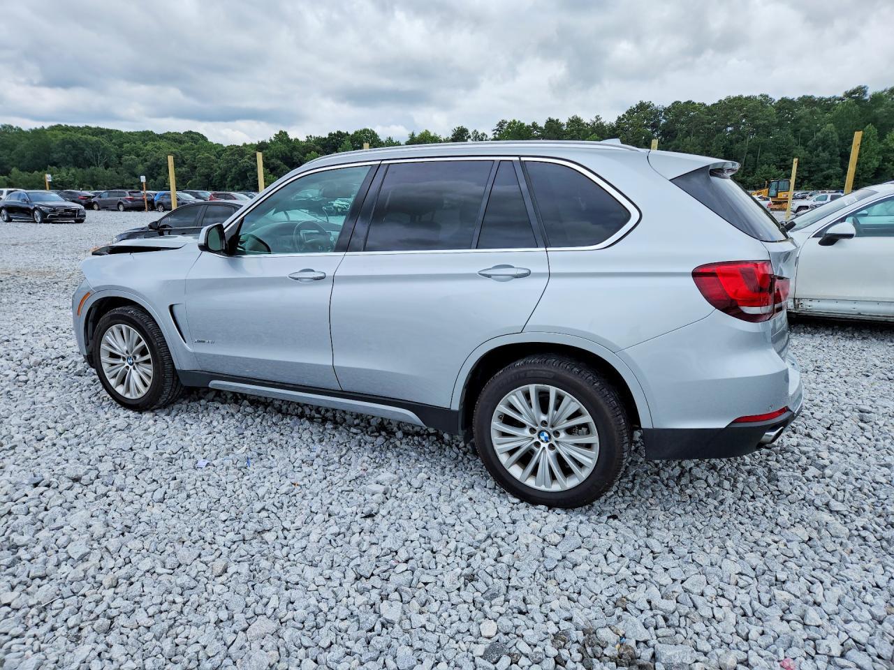 2016 BMW X5 xDrive35I - zdjęcie 2