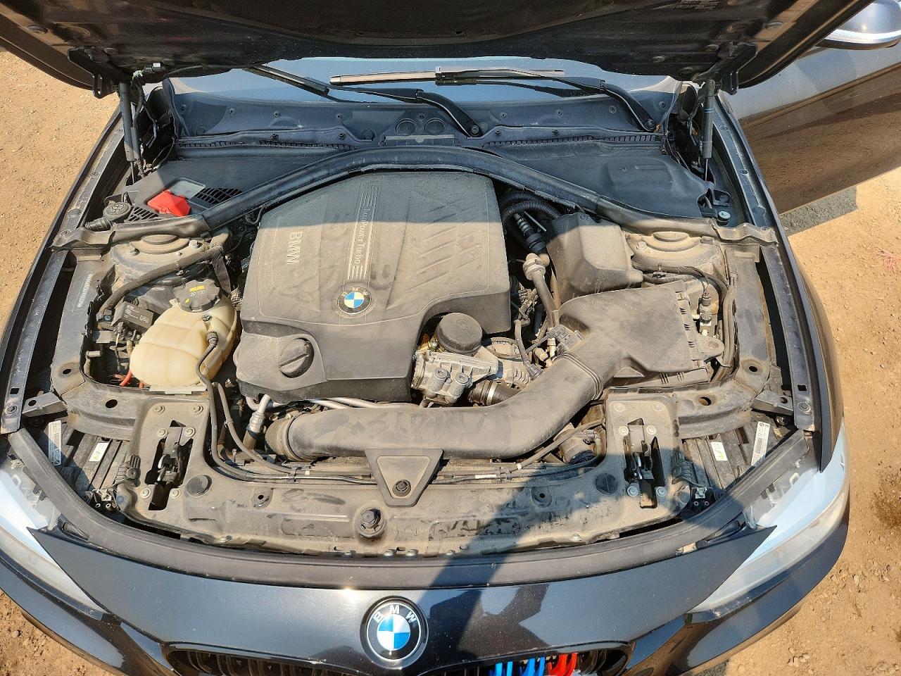 2015 BMW Seria 3 335i - zdjęcie 11