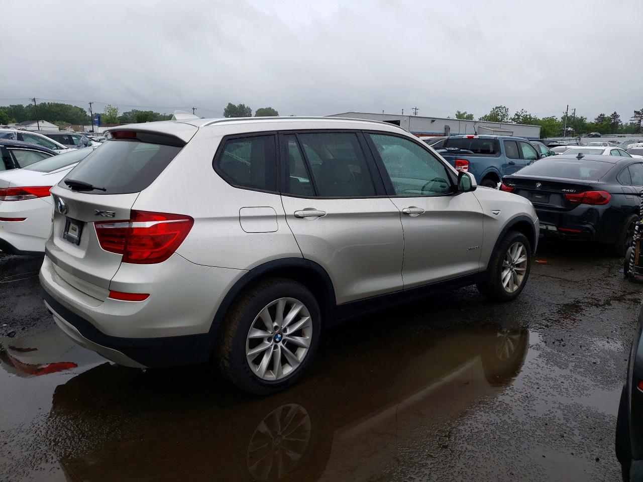 2015 BMW X3 xDrive28I - zdjęcie 3