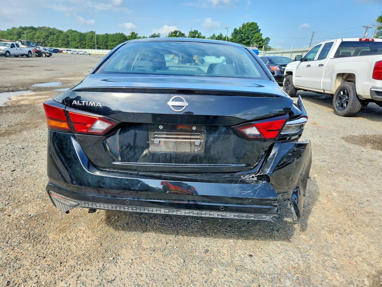 2023 Nissan Altima S - zdjęcie 6