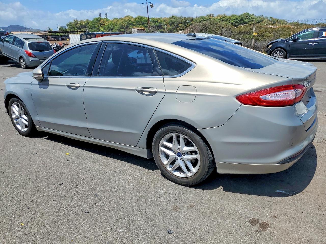 2016 Ford Fusion Se - zdjęcie 2