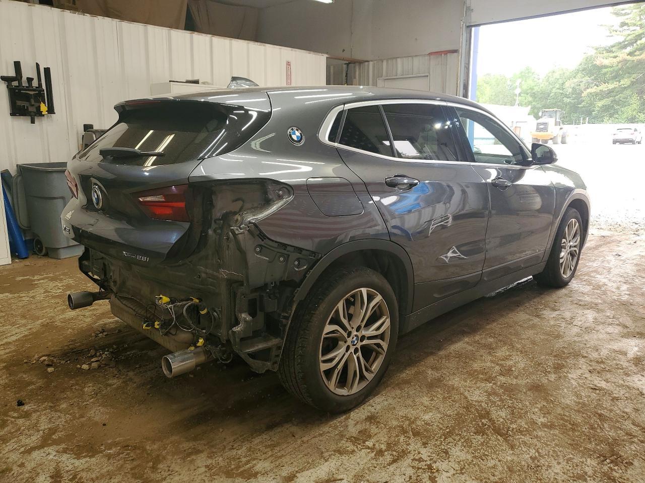 2021 BMW X2 xDrive28I - zdjęcie 3