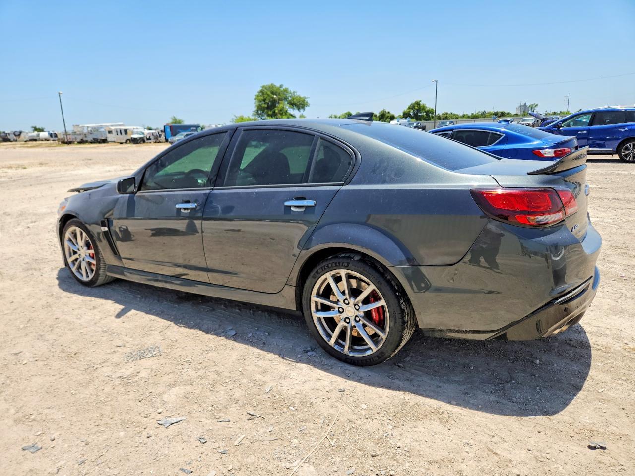 2017 Chevrolet Ss - zdjęcie 2