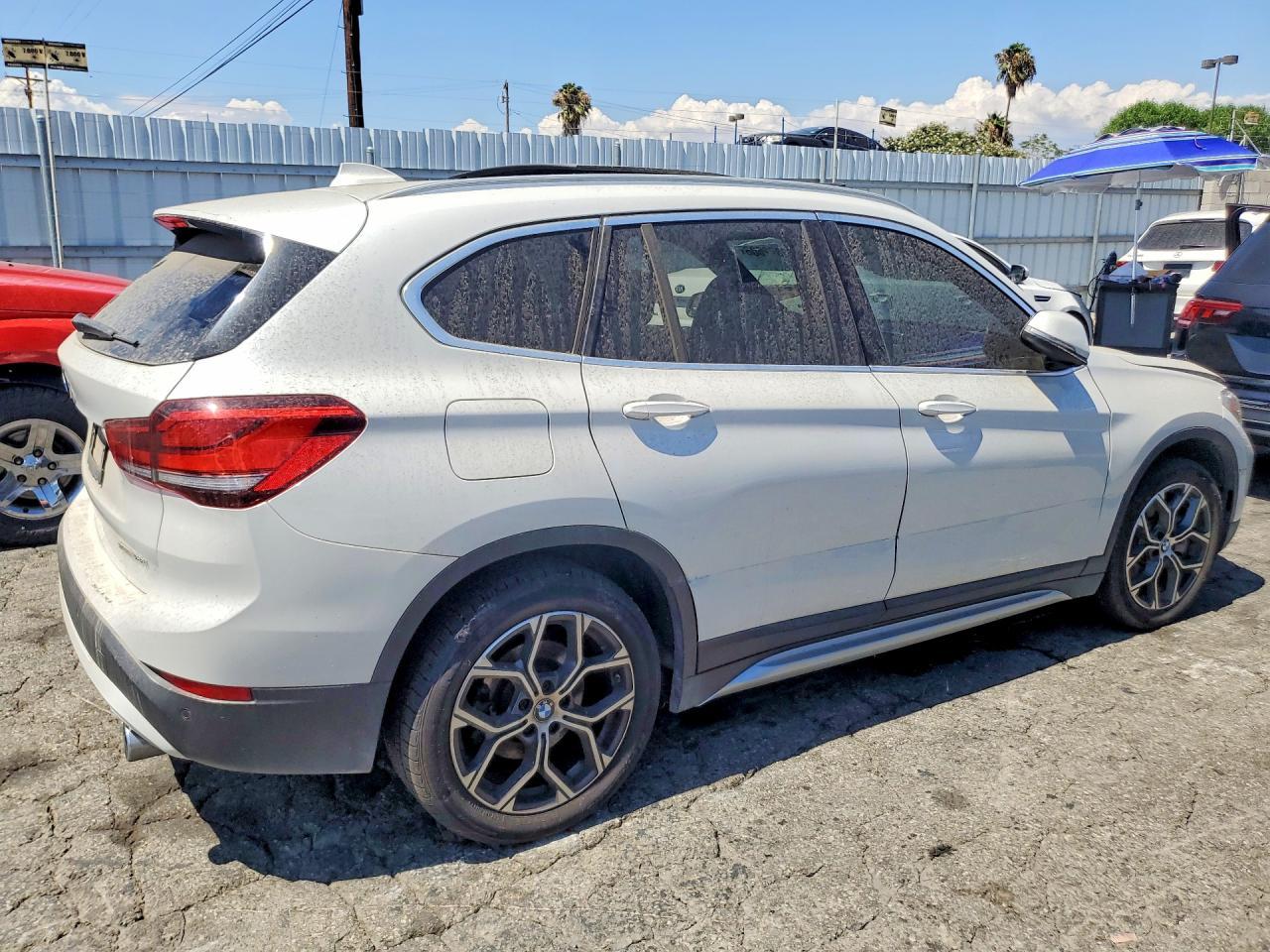 2021 BMW X1 Sdrive28I - zdjęcie 3