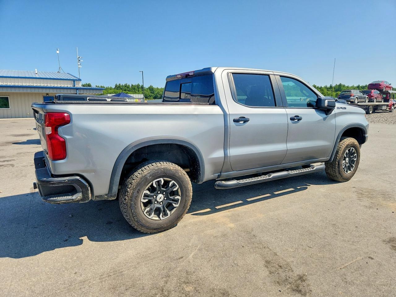 2023 Chevrolet Silverado K1500 Zr2 - zdjęcie 3