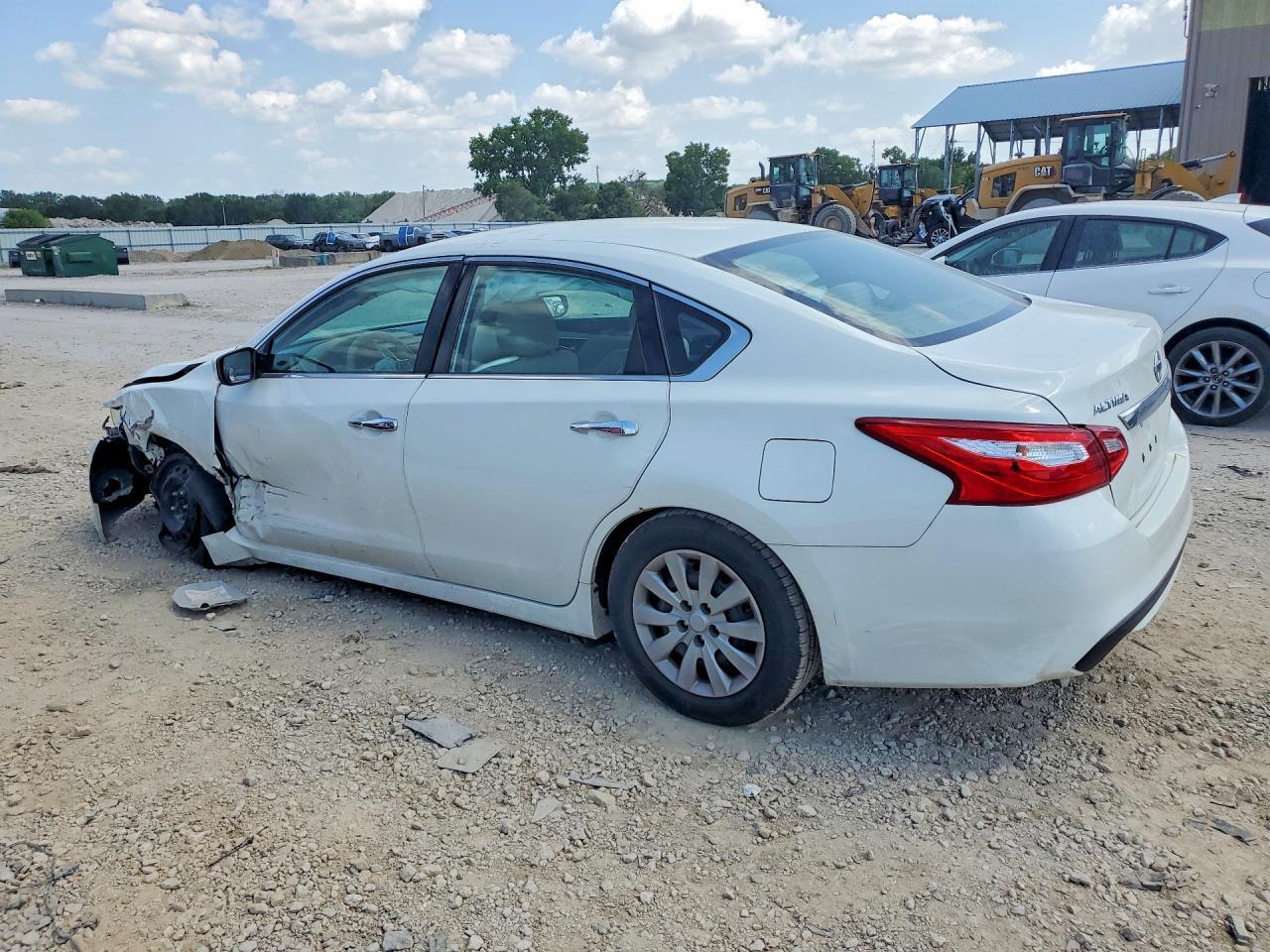 2017 Nissan Altima 2.5 S - zdjęcie 2