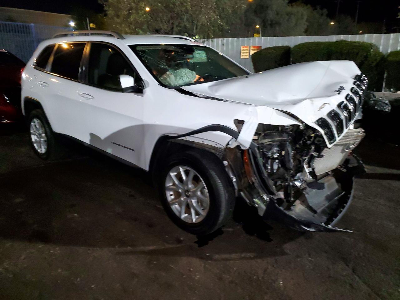 2018 Jeep Cherokee Latitude Plus Fwd - zdjęcie 4