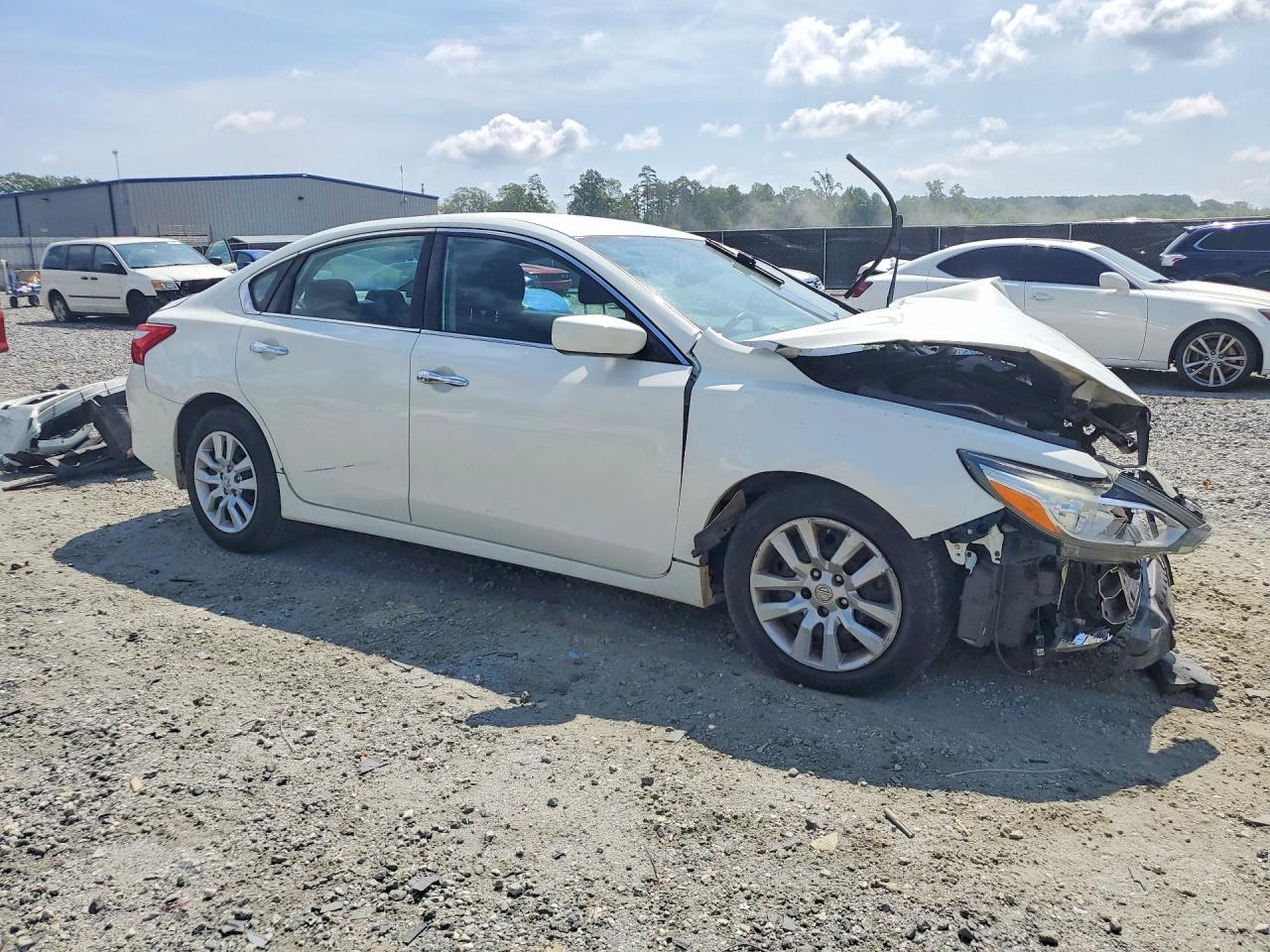 2017 Nissan Altima 2.5 S - zdjęcie 4