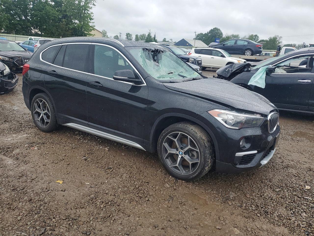 2019 BMW X1 xDrive28I - zdjęcie 4