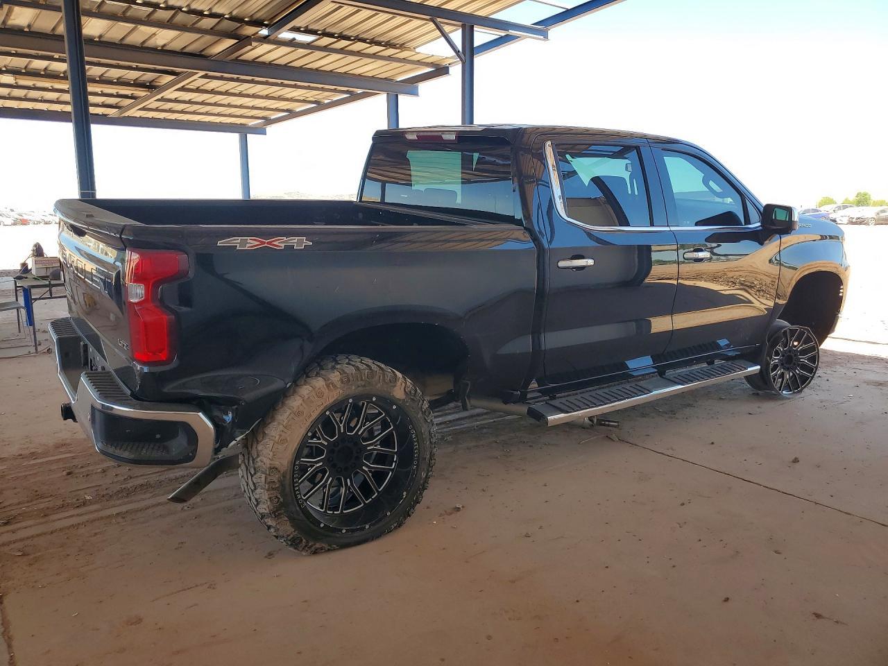 2023 Chevrolet Silverado K1500 Ltz - zdjęcie 3