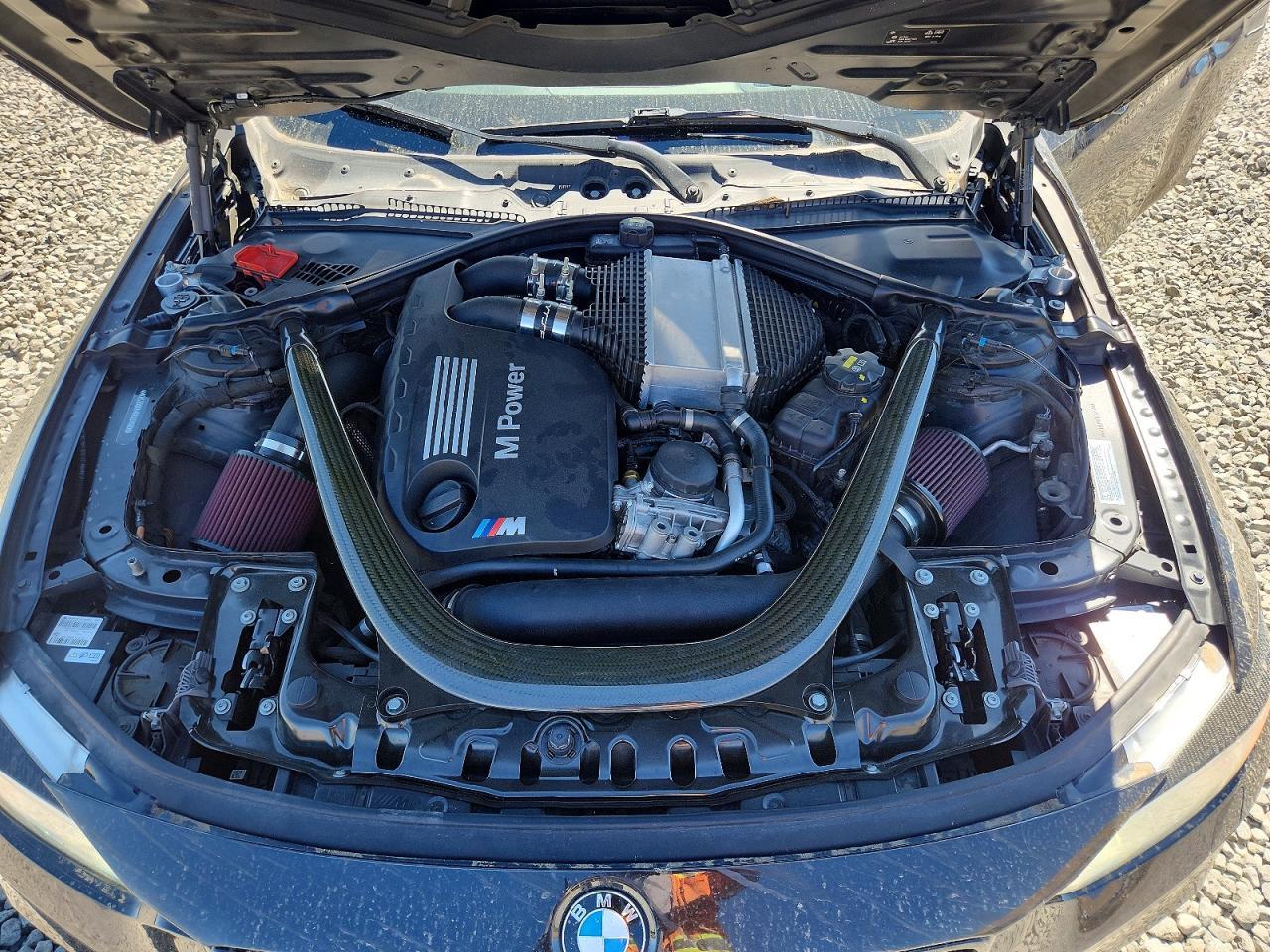 2016 BMW M4 - zdjęcie 11