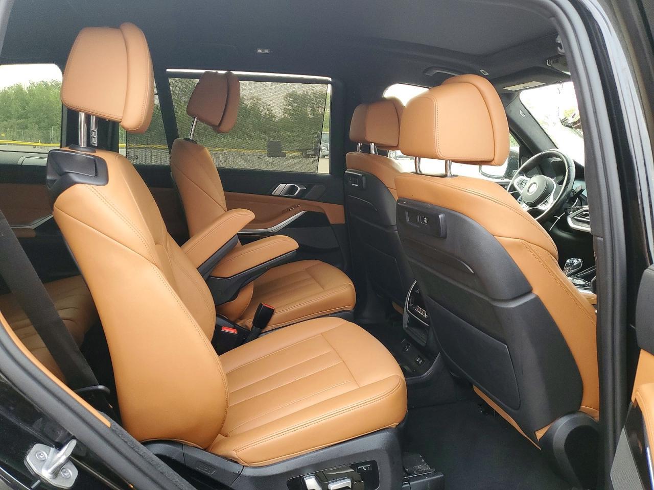2022 BMW X7 M50I - zdjęcie 11
