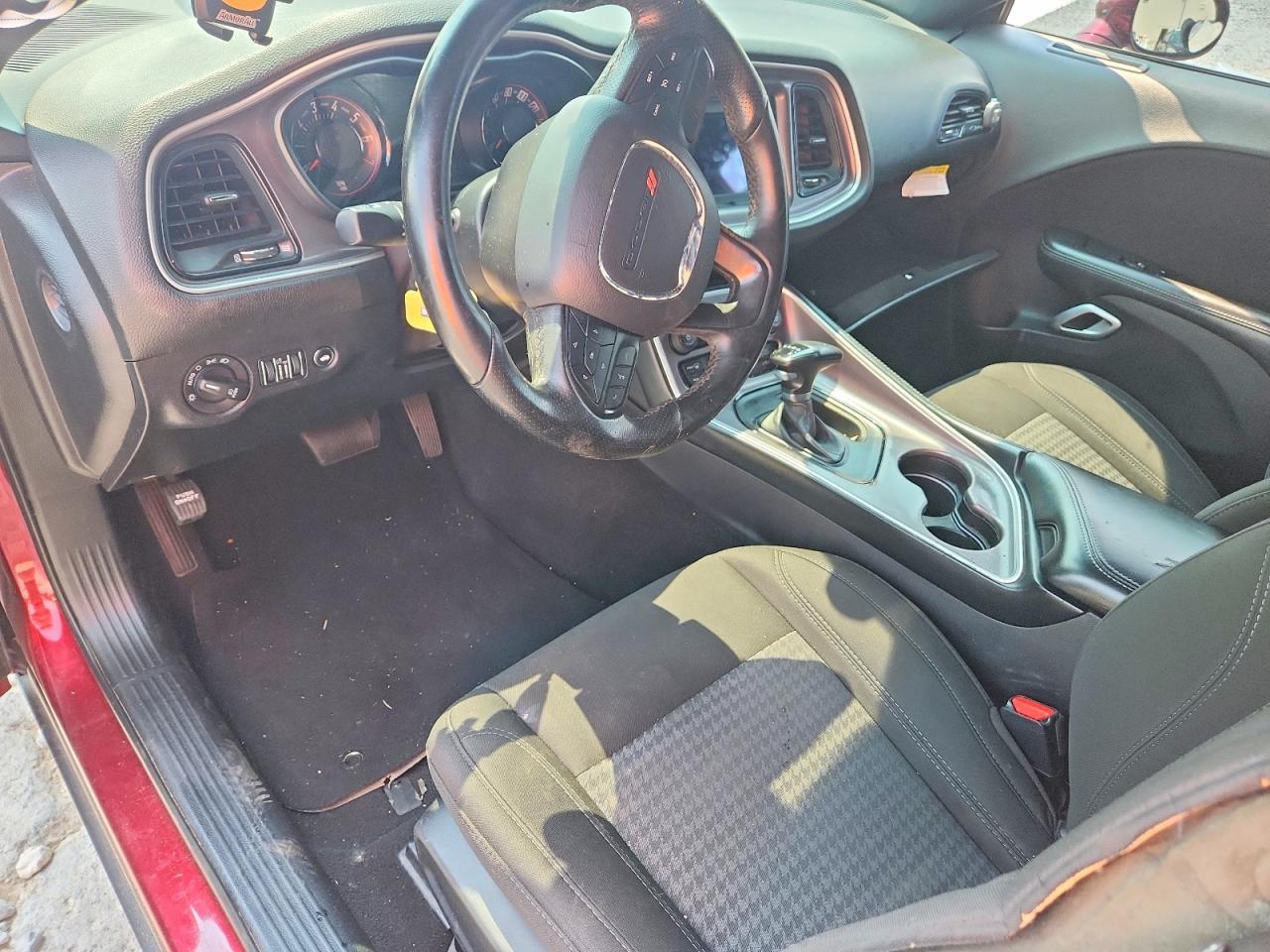 2022 Dodge Challenger Sxt - zdjęcie 8