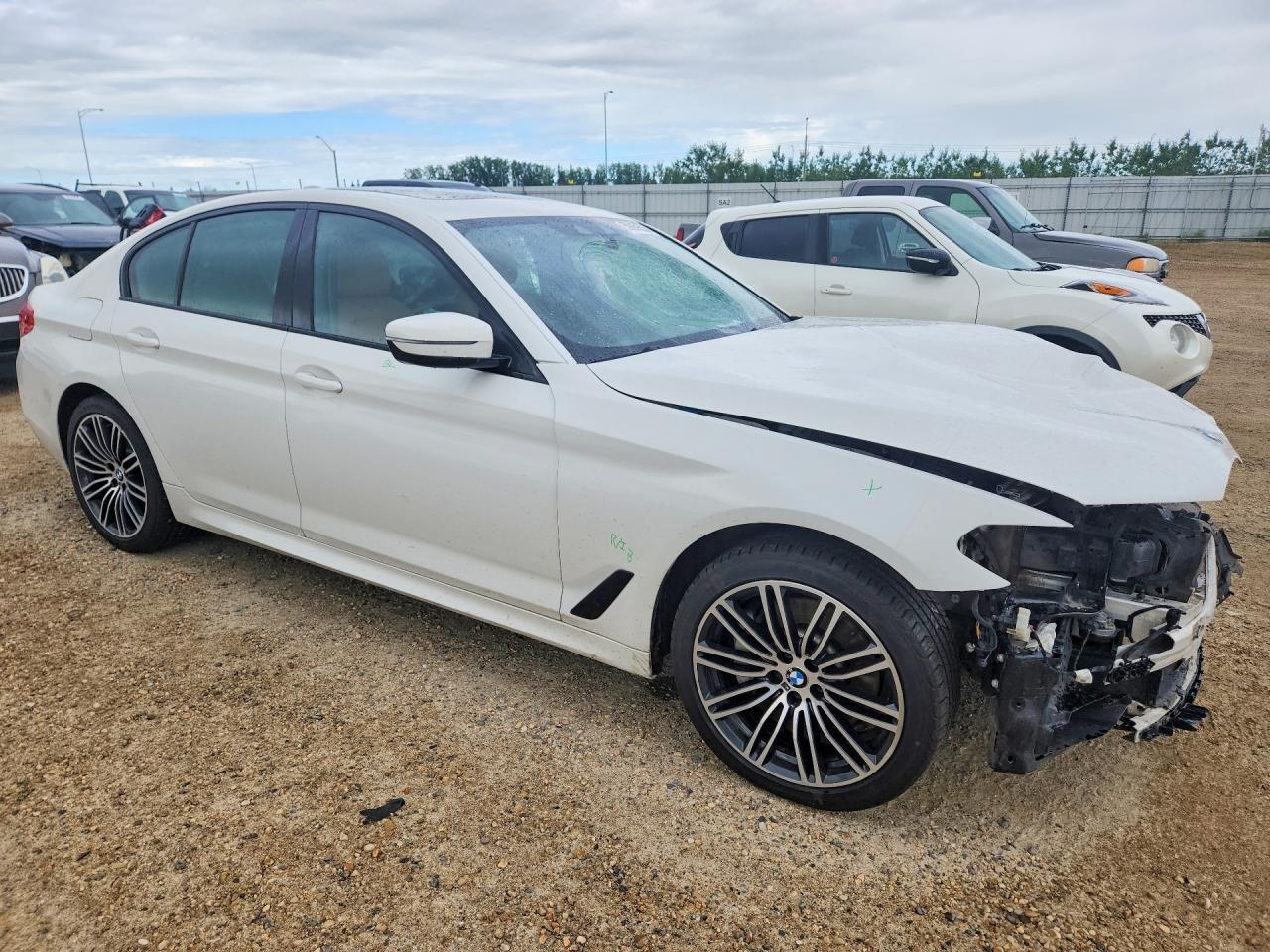 2020 BMW Seria 5 530i - zdjęcie 4