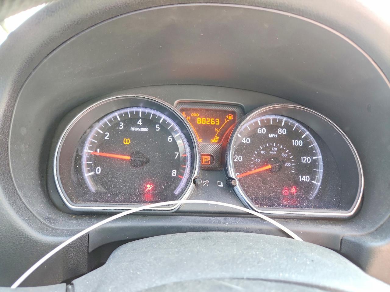 2014 Nissan Versa 1.6 S - zdjęcie 9