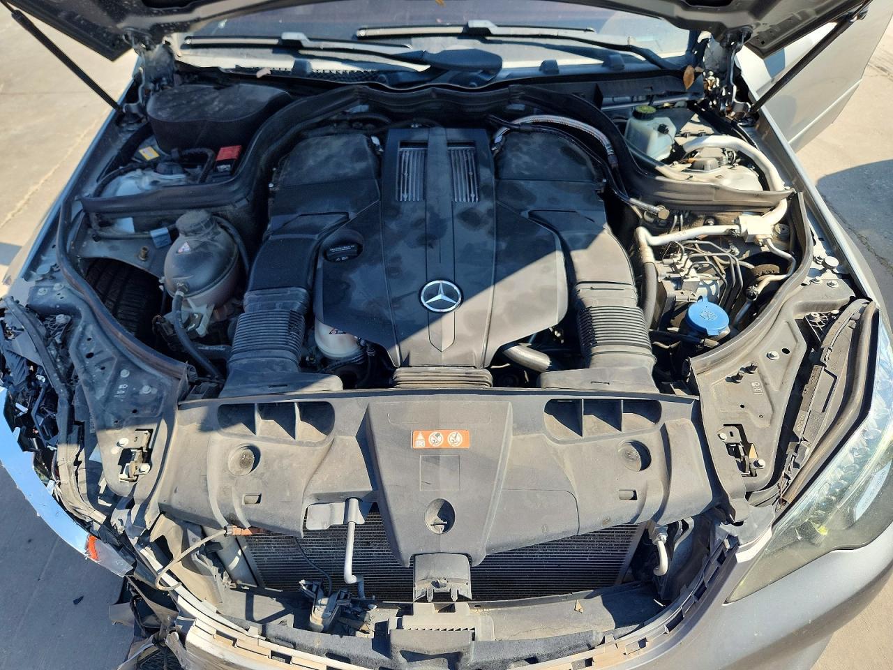 2015 Mercedes-Benz E 400 - zdjęcie 11