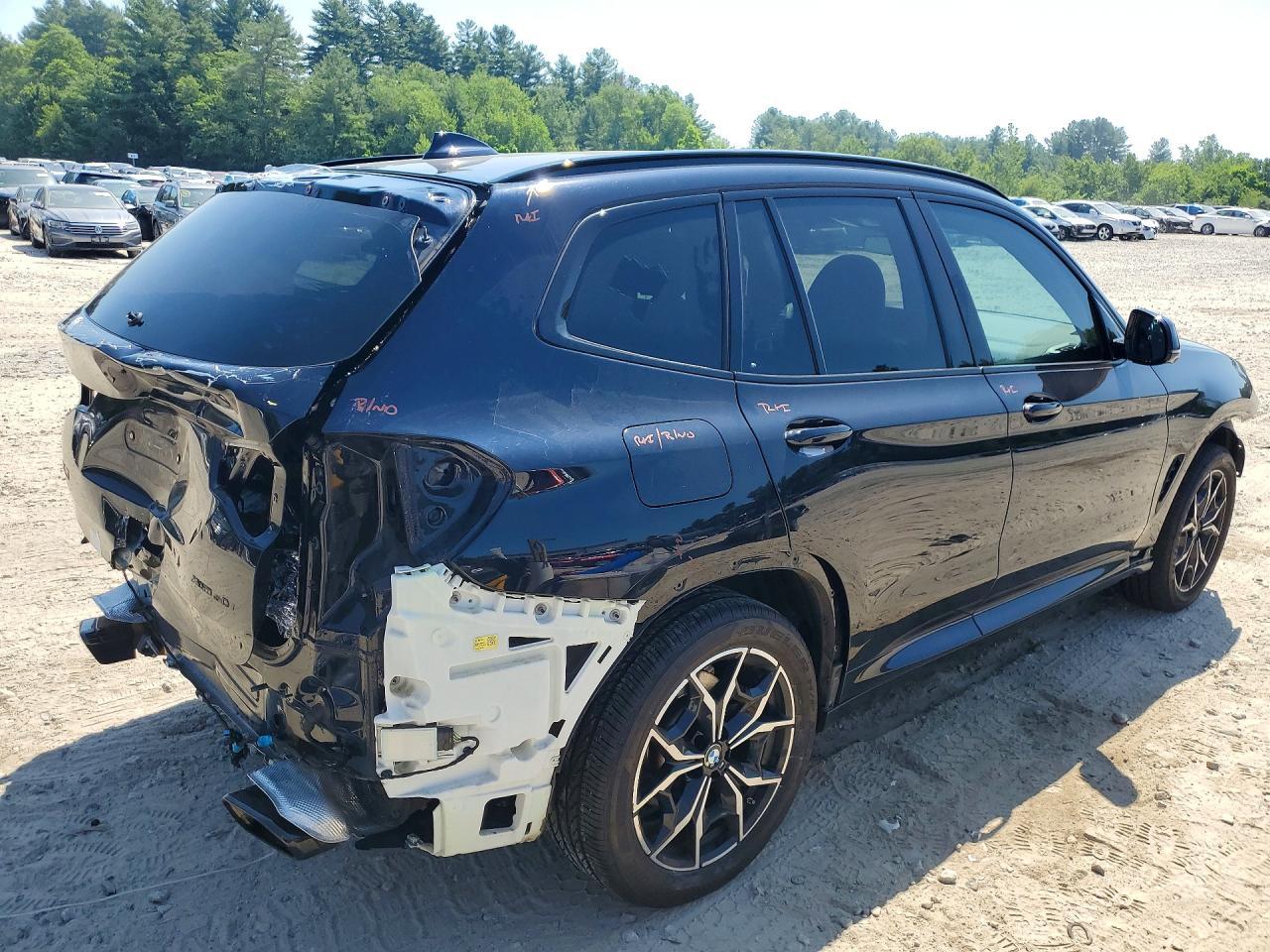 2024 BMW X3 xDrive30I - zdjęcie 3