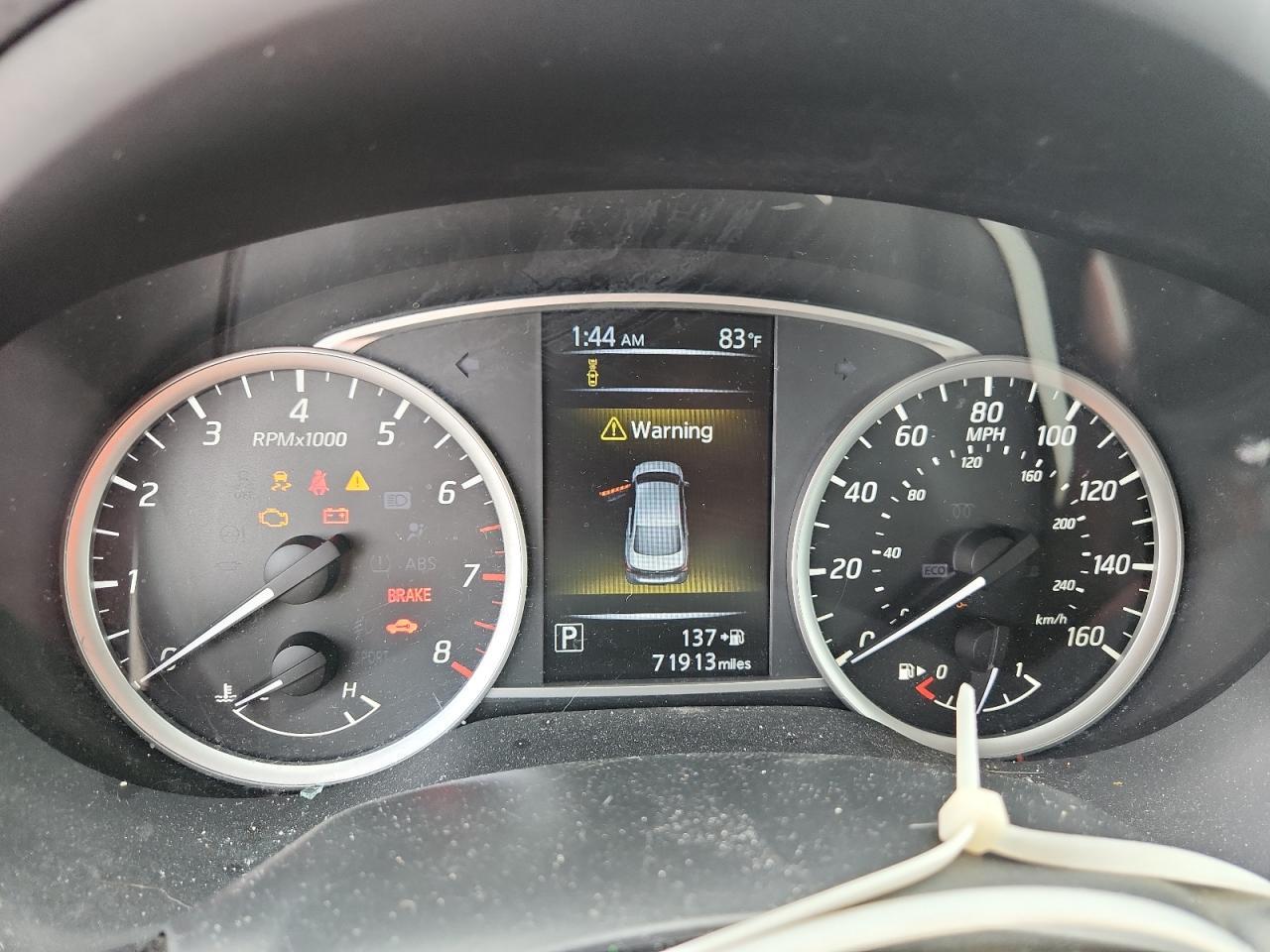2018 Nissan Sentra S - zdjęcie 9