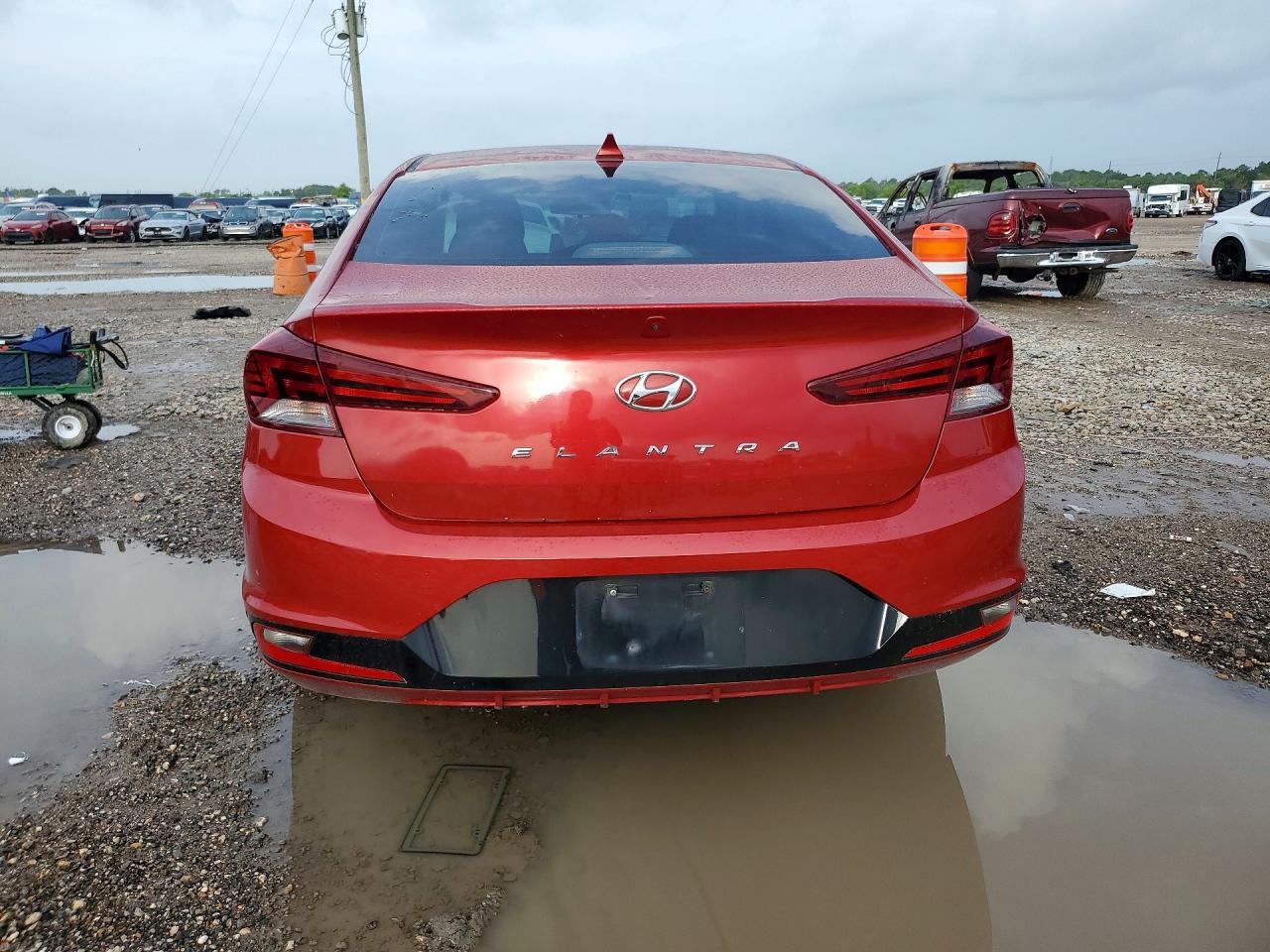 2019 Hyundai Elantra Sel - zdjęcie 6